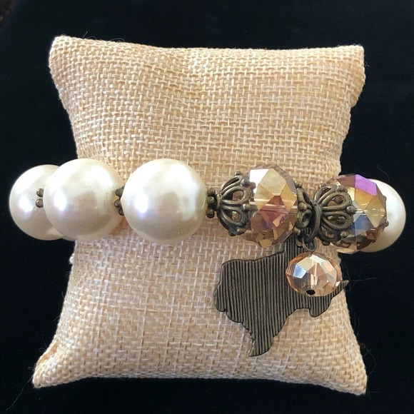 Large Faux Pearl Iridescent Beaded Bracelet state of Texas Charm Bauble Fashion - Picture 1 of 5
